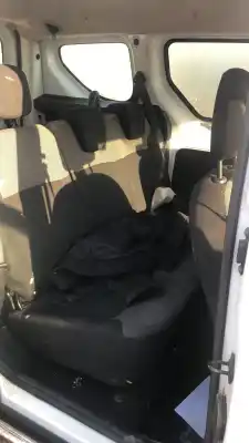 Scrapping Vehicle dacia dokker laureate of the year 1996 powered k9k e6