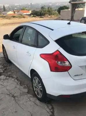 Veículo de Sucata ford focus turn cb8 trend do ano 1992 alimentado m1da