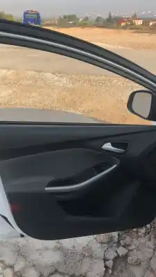 Veículo de Sucata ford focus turn cb8 trend do ano 1992 alimentado m1da