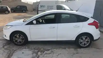 Veículo de Sucata ford focus turn cb8 trend do ano 1992 alimentado m1da