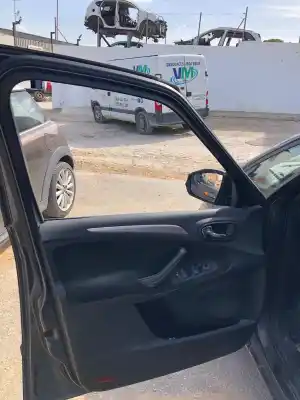 Scrapping Vehicle ford smax ca1 trend of the year 2001 powered qywa