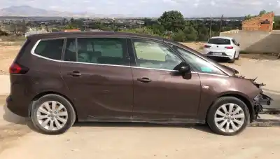 Hurda Aracı opel zafira c excellence start stop yılın 1986 güçlü b20dthlfs