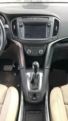 Hurda Aracı opel zafira c excellence start stop yılın 1986 güçlü b20dthlfs