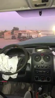 Vehicul casat citroen berlingo 2.0 hdi sx plus familiar al anului 0 alimentat rhy