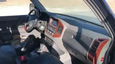 Veicolo di demolizione galloper montero 3.2 did intense 5ptas. dell'anno 0 alimentato 4m41