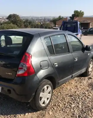 Veicolo di demolizione dacia sandero ambiance dell'anno 0 alimentato k7j a7