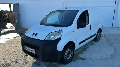 Veículo de Sucata peugeot bipper básico do ano 0 alimentado 199a9000