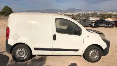 Veículo de Sucata peugeot bipper básico do ano 0 alimentado 199a9000