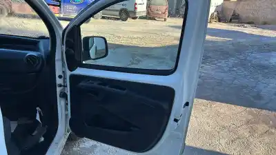 Veículo de Sucata peugeot bipper básico do ano 0 alimentado 199a9000