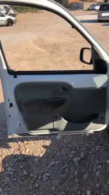 Veículo de Sucata renault kangoo (f/kc0) 1.5 dci diesel do ano 0 alimentado k9k702