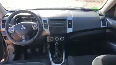 Здавання транспортного засобу mitsubishi outlander (cw0) 2.0 di-d invite року 0 потужний bsy