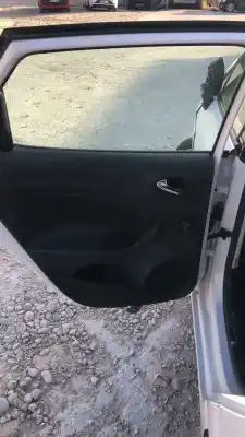 Veicolo di demolizione seat ibiza (6j5) reference dell'anno 0 alimentato cus