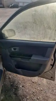 Scrapping Vehicle daelim carens 2.0 crdi ex monovolumen of the year 0 powered d4ea