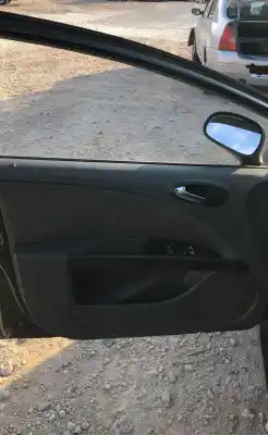 Veículo de Sucata seat leon (1p1) 1.9 tdi do ano 0 alimentado bkc