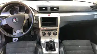 Veicolo di demolizione volkswagen passat berlina (3c2) 2.0 tdi dell'anno 0 alimentato bkp