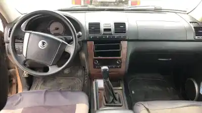 Sloopvoertuig ssangyong rexton rx 270 full van het jaar 0 aangedreven d d27dt