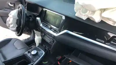 Scrapping Vehicle kia niro eniro drive of the year 0 powered em16