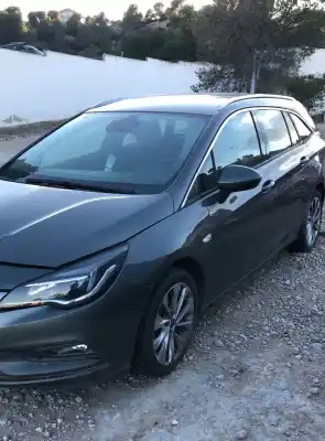 Здавання транспортного засобу corsa astra k sports tourer innovation року 0 потужний b14xft