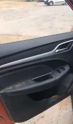 Veículo de Sucata mg zs luxury 106 cv / 78 kw do ano 0 alimentado 15s4c