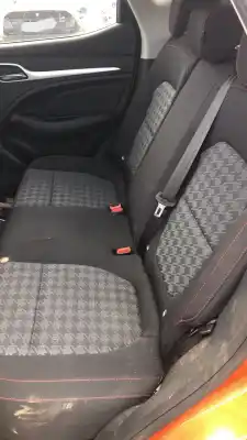 Veículo de Sucata mg zs luxury 106 cv / 78 kw do ano 0 alimentado 15s4c