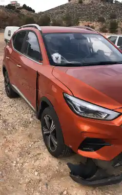 Veículo de Sucata mg zs luxury 106 cv / 78 kw do ano 0 alimentado 15s4c
