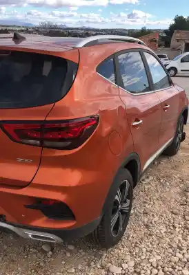 Veículo de Sucata mg zs luxury 106 cv / 78 kw do ano 0 alimentado 15s4c