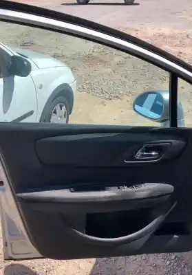 Veículo de Sucata citroen c4 berlina premier do ano 0 alimentado 9hx