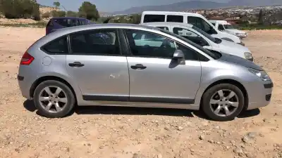 Veículo de Sucata citroen c4 berlina premier do ano 0 alimentado 9hx