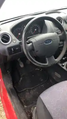Veículo de Sucata ford fiesta (cbk) ambiente do ano 0 alimentado a9ja