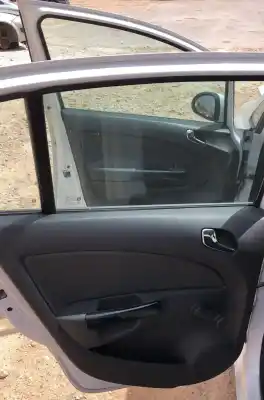 Veículo de Sucata opel zafira b d selective do ano 0 alimentado 