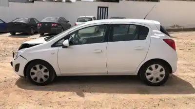 Veículo de Sucata opel zafira b d selective do ano 0 alimentado 