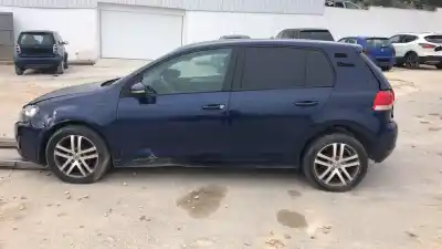 Véhicule à la ferraille volkswagen golf 1.4 g -cgg golf vi un 16v de l'année 0 alimenté cay