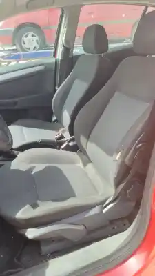 Veículo de Sucata opel astra h gtc h berlina cosmo do ano 0 alimentado 