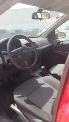 Veículo de Sucata opel astra h gtc h berlina cosmo do ano 0 alimentado 