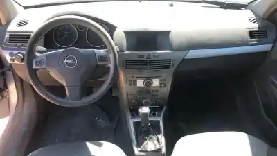 Scrapping Vehicle opel astra 1.6-g-(z16xep)-astra h of the year 0 powered 