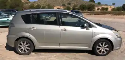 Veículo de Sucata toyota corolla verso (e12) 1.8 linea sol do ano 0 alimentado 1zzfe