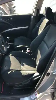 Veículo de Sucata toyota corolla verso (e12) 1.8 linea sol do ano 0 alimentado 1zzfe