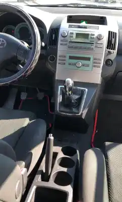 Veículo de Sucata toyota corolla verso (e12) 1.8 linea sol do ano 0 alimentado 1zzfe