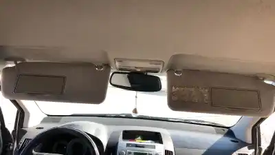 Veículo de Sucata toyota corolla verso (e12) 1.8 linea sol do ano 0 alimentado 1zzfe