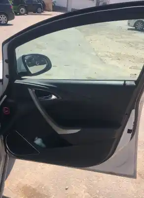 Veículo de Sucata opel astra j lim. astra j do ano 0 alimentado a17dtr