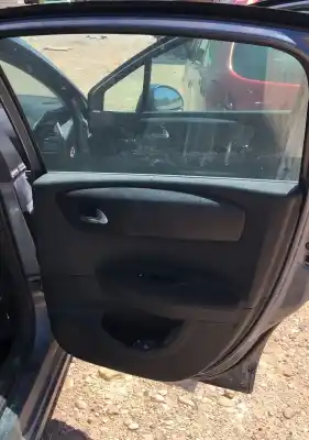 Veículo de Sucata citroen c4 berlina premier do ano 0 alimentado 9hx