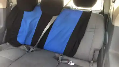 Véhicule à la ferraille ssangyong rodius xdi de l'année 0 alimenté d27dt