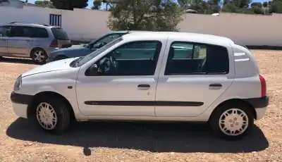 Scrapping Vehicle renault clio ii fase ii 1.2 of the year 0 powered d7fd7