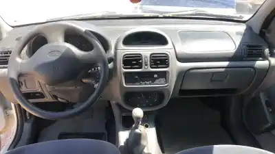 Veículo de Sucata renault clio ii fase ii 1.2 do ano 0 alimentado d7fd7