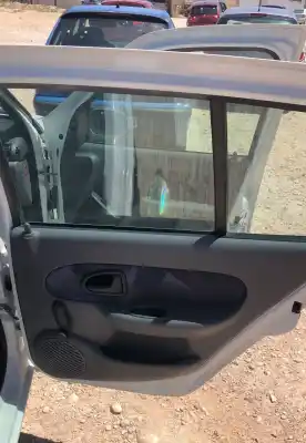 Veículo de Sucata renault clio ii fase ii 1.2 do ano 0 alimentado d7fd7