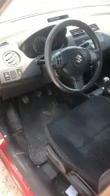 Veicolo di demolizione suzuki swift berlina mz gl 5ptas. dell'anno 0 alimentato z13dt
