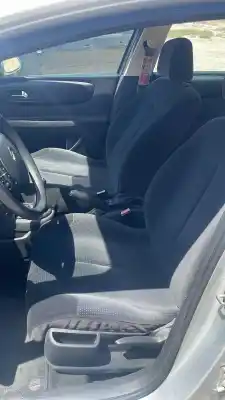 Veículo de Sucata citroen c4 sedan collection do ano 0 alimentado nfu