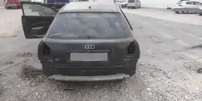 Sloopvoertuig AUDI A3 (8L)  van het jaar 1996 aangedreven APY