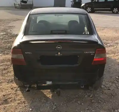 Sloopvoertuig OPEL VECTRA  van het jaar 0 aangedreven X20DTH