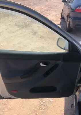 Здавання транспортного засобу seat toledo ii (1m2) 1.9 tdi року 0 потужний ahf